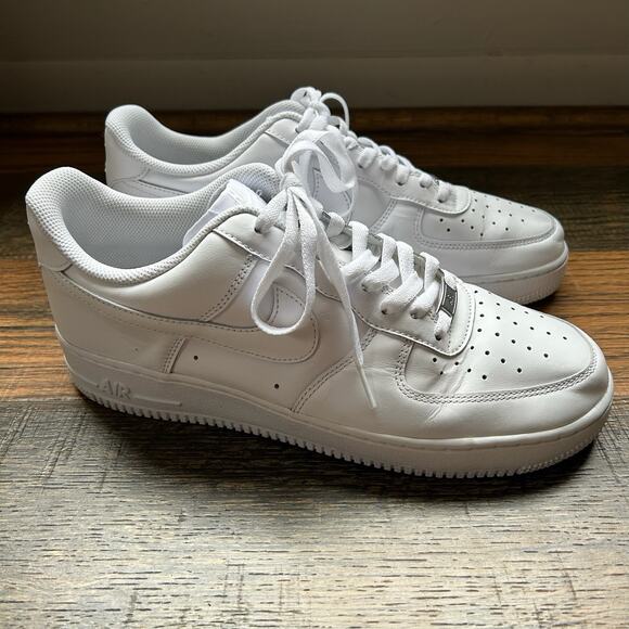 Nike Air Force 1 '07 Low Triple White Mens Size 10.5 - Picture 6 of 11